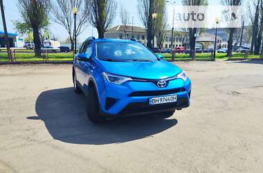 Позашляховик / Кросовер Toyota RAV4 2017 в Одесі