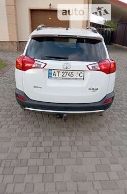 Внедорожник / Кроссовер Toyota RAV4 2013 в Калуше