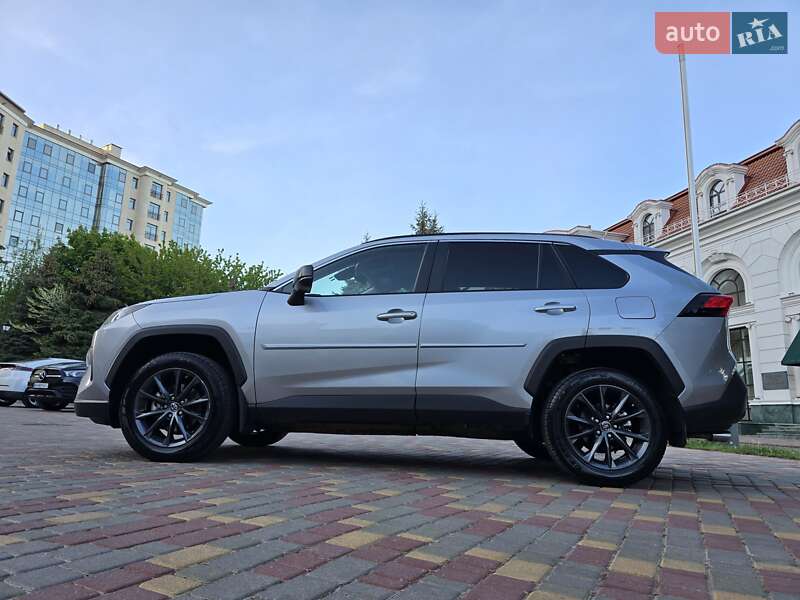 Внедорожник / Кроссовер Toyota RAV4 2020 в Одессе
