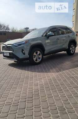 Внедорожник / Кроссовер Toyota RAV4 2022 в Днепре