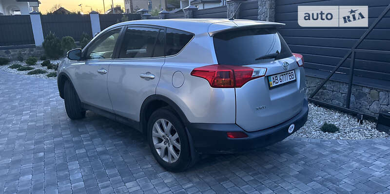 Toyota RAV4 2013