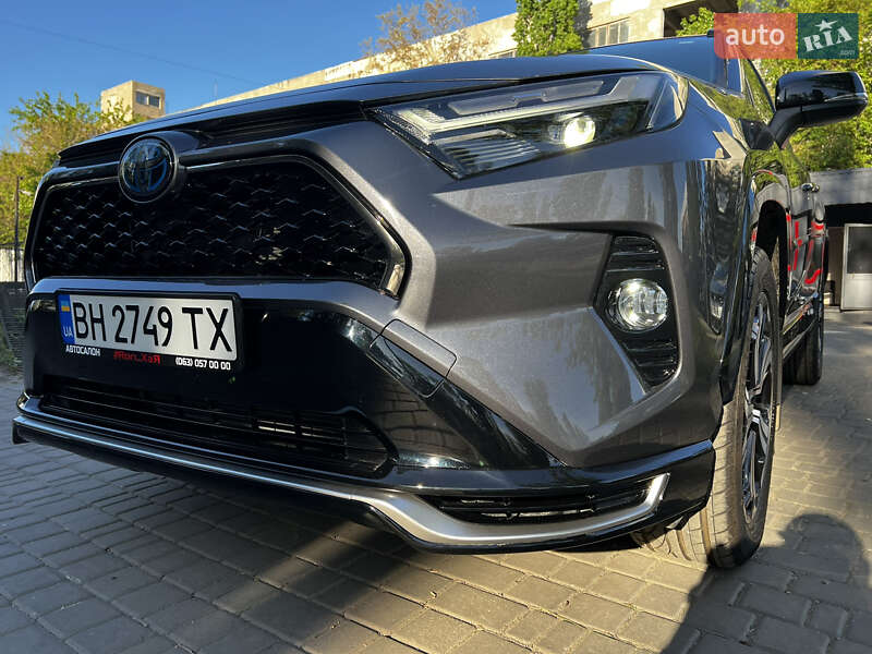 Внедорожник / Кроссовер Toyota RAV4 2022 в Одессе