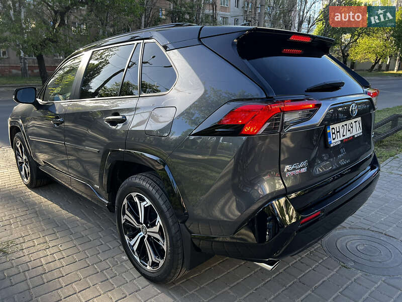 Внедорожник / Кроссовер Toyota RAV4 2022 в Одессе