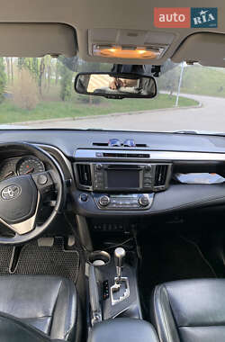 Внедорожник / Кроссовер Toyota RAV4 2013 в Чорткове