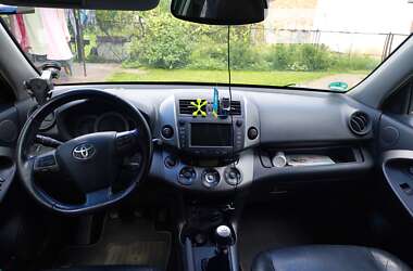 Внедорожник / Кроссовер Toyota RAV4 2009 в Львове