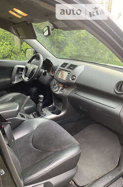 Внедорожник / Кроссовер Toyota RAV4 2011 в Коростышеве