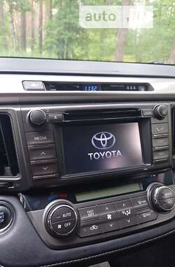 Внедорожник / Кроссовер Toyota RAV4 2013 в Чернигове