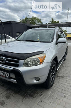 Внедорожник / Кроссовер Toyota RAV4 2006 в Первомайске