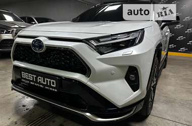 Внедорожник / Кроссовер Toyota RAV4 2023 в Киеве