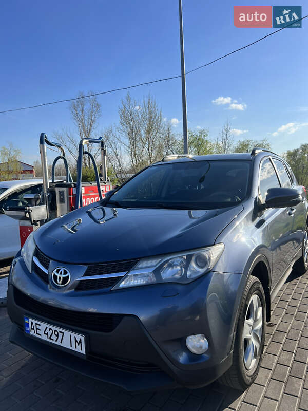Toyota RAV4 2013