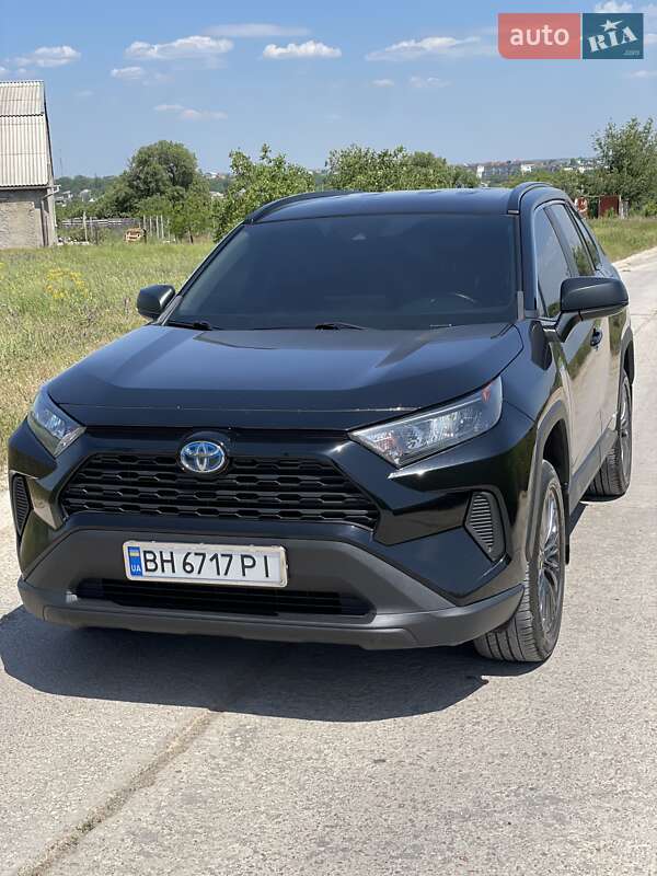 Позашляховик / Кросовер Toyota RAV4 2019 в Одесі