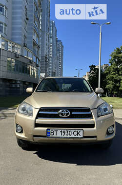 Позашляховик / Кросовер Toyota RAV4 2009 в Києві