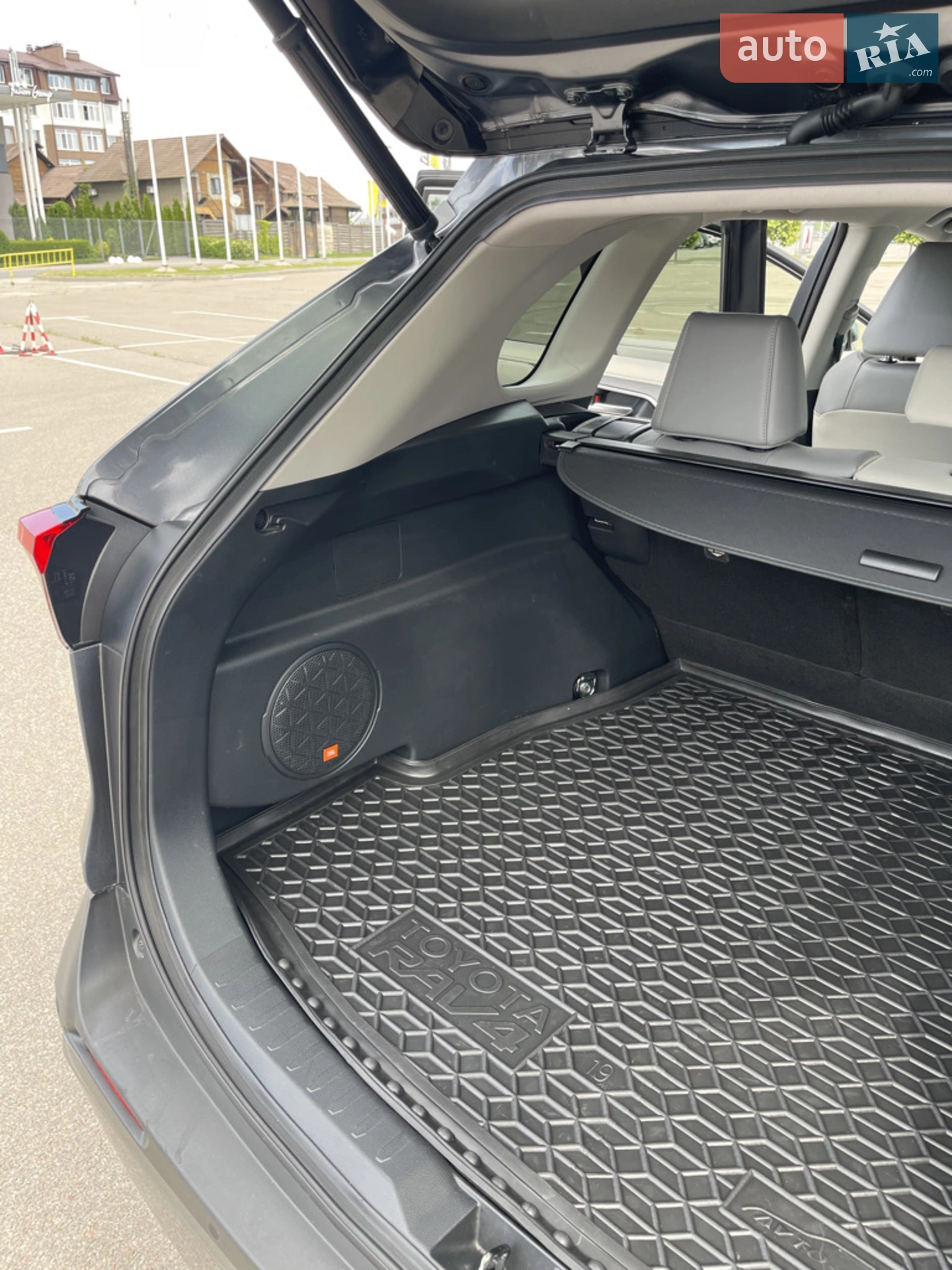 2019 Toyota RAV 4 - мініатюра 36