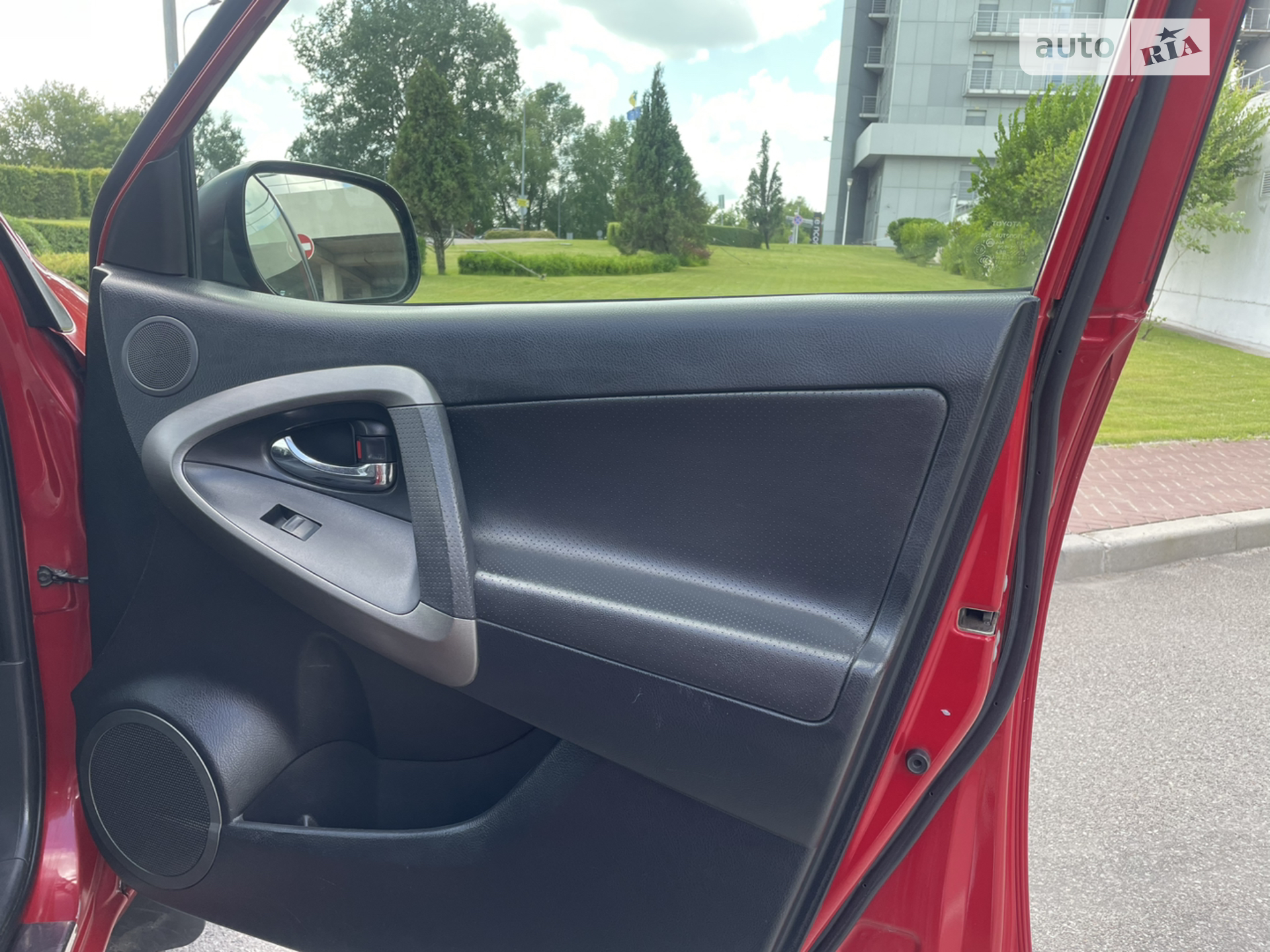 2011 Toyota RAV 4 - мініатюра 34