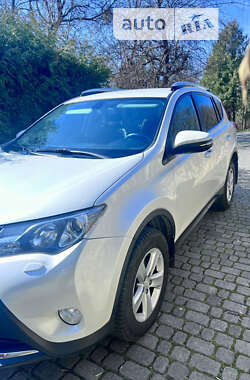 Позашляховик / Кросовер Toyota RAV4 2013 в Львові