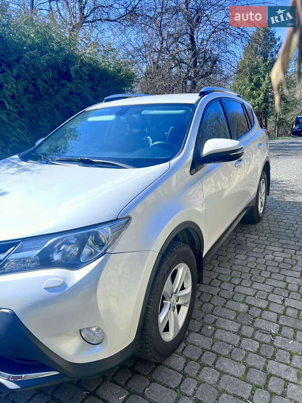 Toyota RAV4 2013