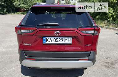 Позашляховик / Кросовер Toyota RAV4 2020 в Києві