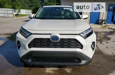 Позашляховик / Кросовер Toyota RAV4 2022 в Києві