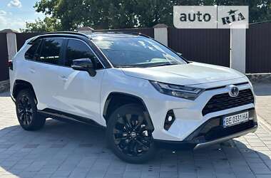 Внедорожник / Кроссовер Toyota RAV4 2023 в Южноукраинске