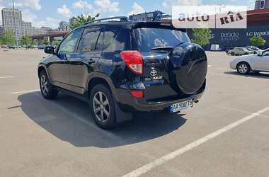 Позашляховик / Кросовер Toyota RAV4 2008 в Києві