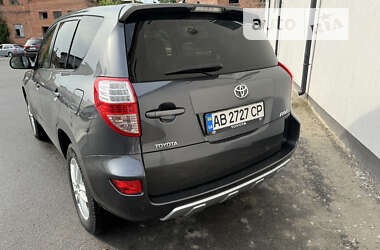 Позашляховик / Кросовер Toyota RAV4 2011 в Вінниці