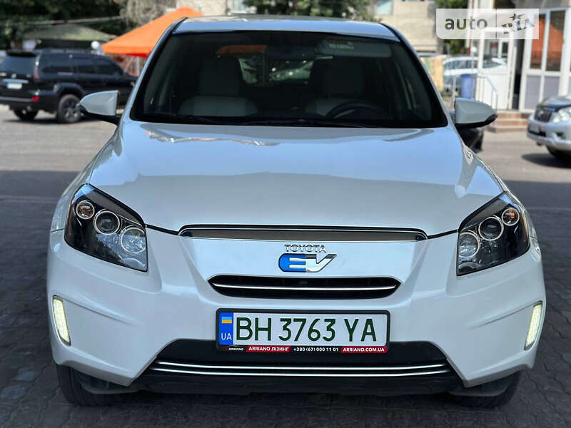 Внедорожник / Кроссовер Toyota RAV4 2012 в Одессе фото 3 Внедорожник / Кроссовер Toyota RAV4 2012 в Одессе