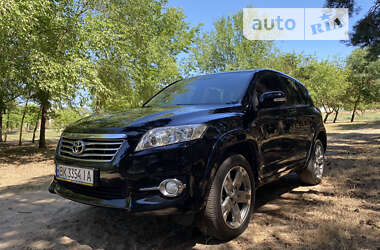 Позашляховик / Кросовер Toyota RAV4 2011 в Миколаєві