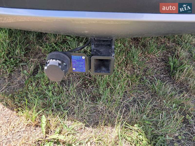 Позашляховик / Кросовер Toyota RAV4 2017 в Житомирі фото 15 Позашляховик / Кросовер Toyota RAV4 2017 в Житомирі