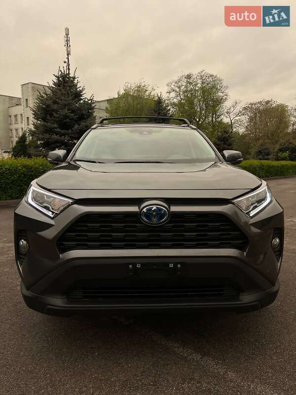 Toyota RAV4 2021