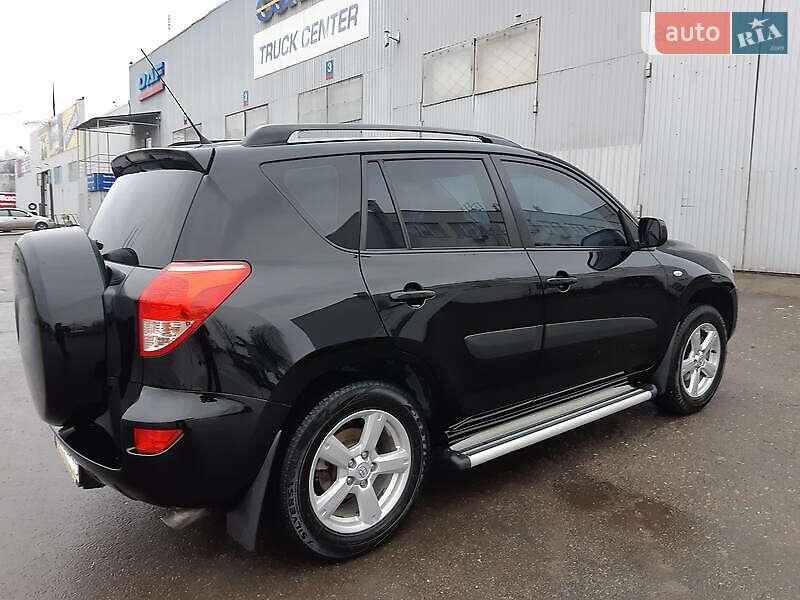 Позашляховик / Кросовер Toyota RAV4 2007 в Харкові