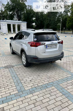 Позашляховик / Кросовер Toyota RAV4 2014 в Ізмаїлі