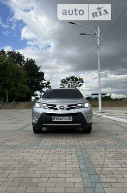 Позашляховик / Кросовер Toyota RAV4 2014 в Ізмаїлі