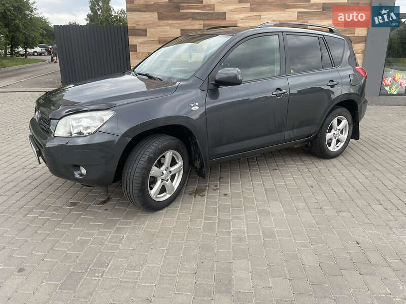 Позашляховик / Кросовер Toyota RAV4 2007 в Володимирі