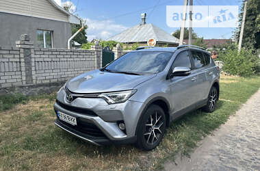 Внедорожник / Кроссовер Toyota RAV4 2017 в Харькове