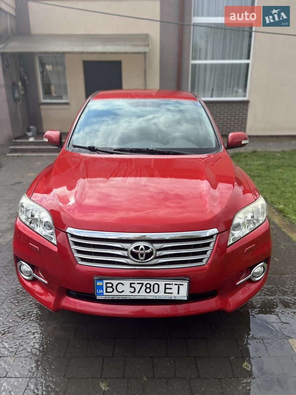 Toyota RAV4 2012