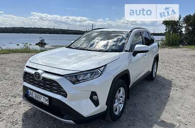 Внедорожник / Кроссовер Toyota RAV4 2020 в Днепре