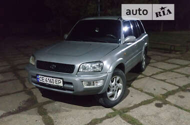 Внедорожник / Кроссовер Toyota RAV4 1999 в Черновцах