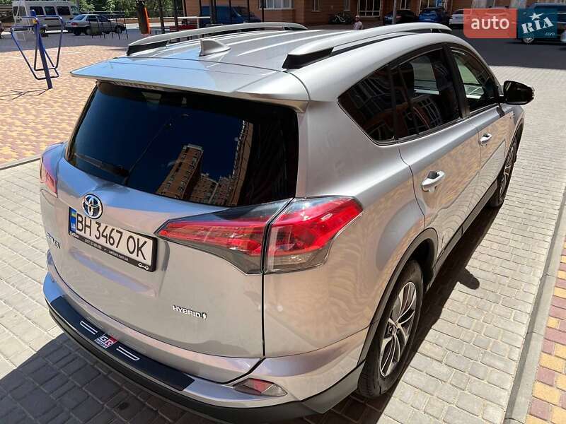 Позашляховик / Кросовер Toyota RAV4 2018 в Одесі