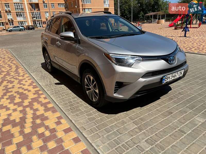Позашляховик / Кросовер Toyota RAV4 2018 в Одесі