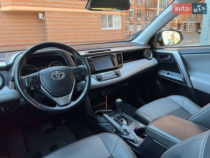 Позашляховик / Кросовер Toyota RAV4 2018 в Одесі