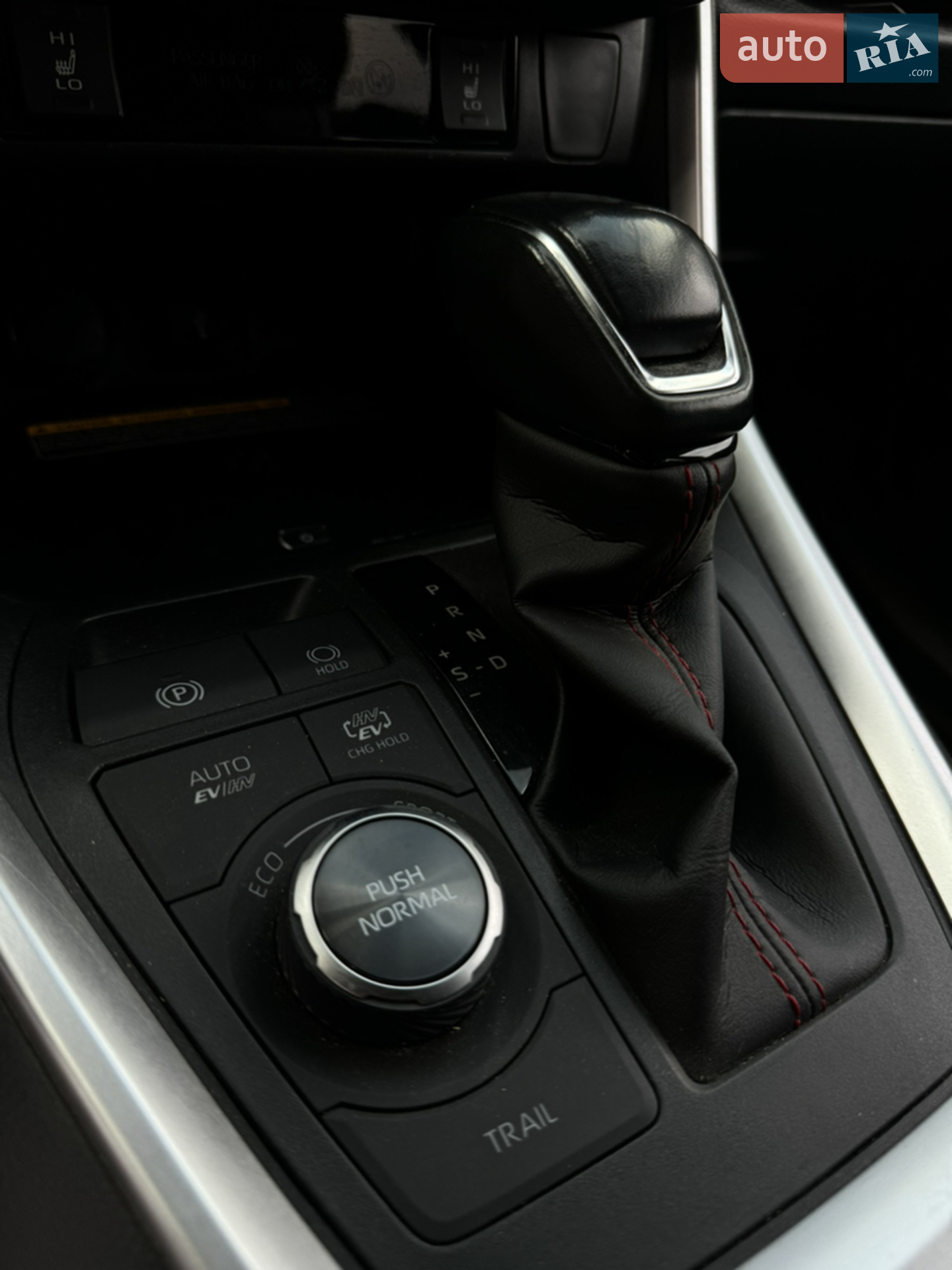 2021 Toyota RAV 4 - мініатюра 15