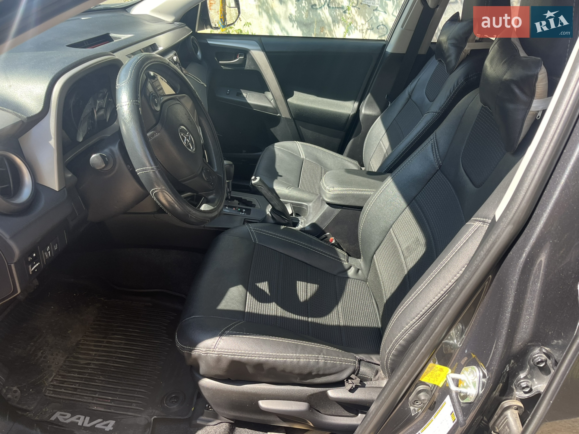 2018 Toyota RAV 4 - мініатюра 4