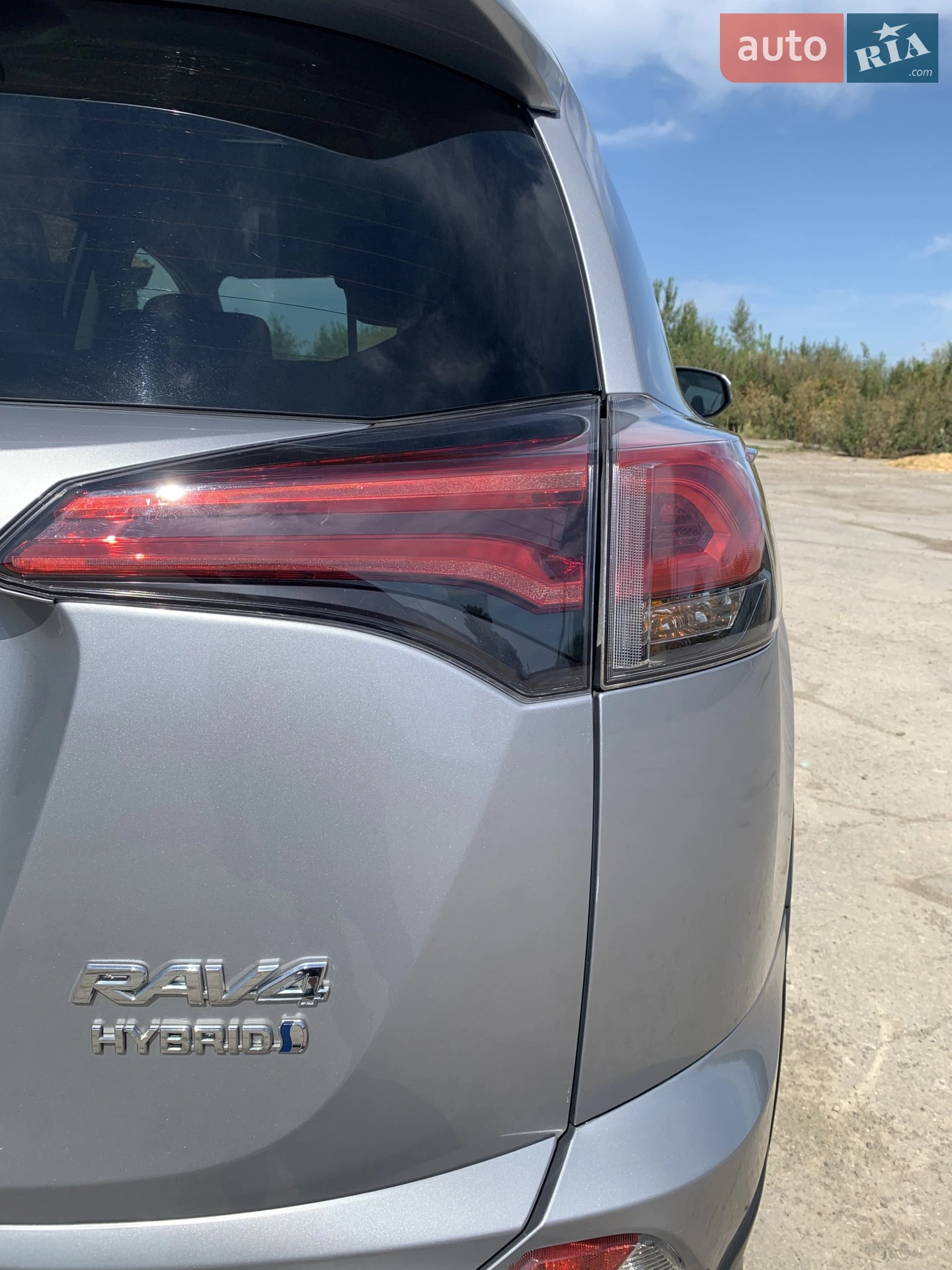2018 Toyota RAV 4 - мініатюра 11