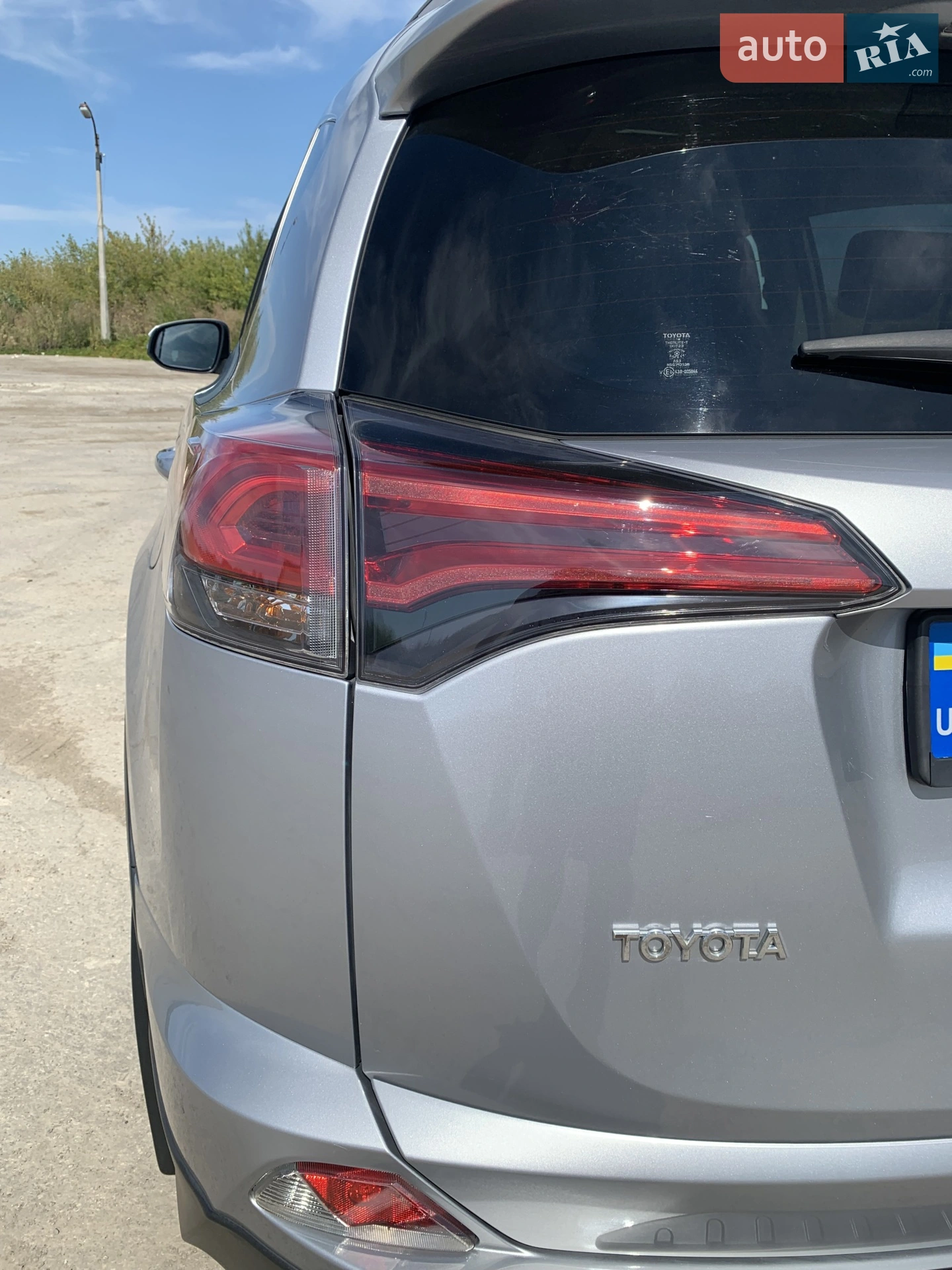 2018 Toyota RAV 4 - мініатюра 14