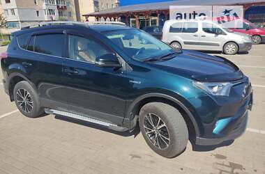 Внедорожник / Кроссовер Toyota RAV4 2018 в Староконстантинове