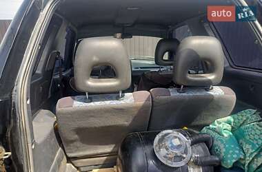 Внедорожник / Кроссовер Toyota RAV4 1995 в 