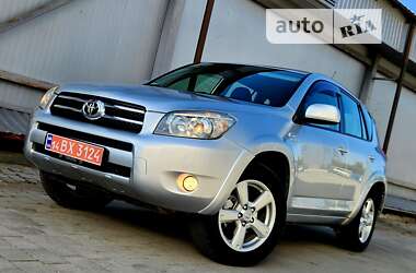 Позашляховик / Кросовер Toyota RAV4 2008 в Івано-Франківську