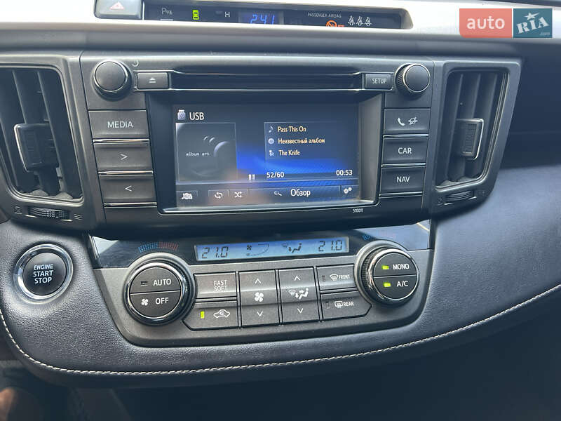 Позашляховик / Кросовер Toyota RAV4 2015 в Хусті фото 16 Позашляховик / Кросовер Toyota RAV4 2015 в Хусті