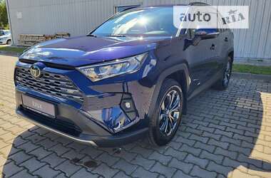 Позашляховик / Кросовер Toyota RAV4 2022 в Тернополі