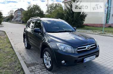 Позашляховик / Кросовер Toyota RAV4 2007 в Івано-Франківську